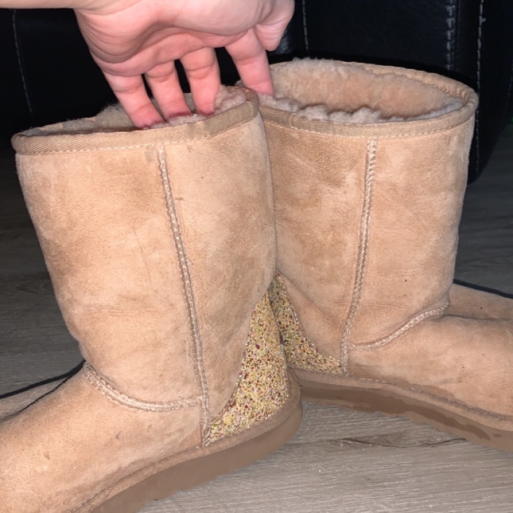 Tan Sparkle Uggs - Picture 5 of 6
